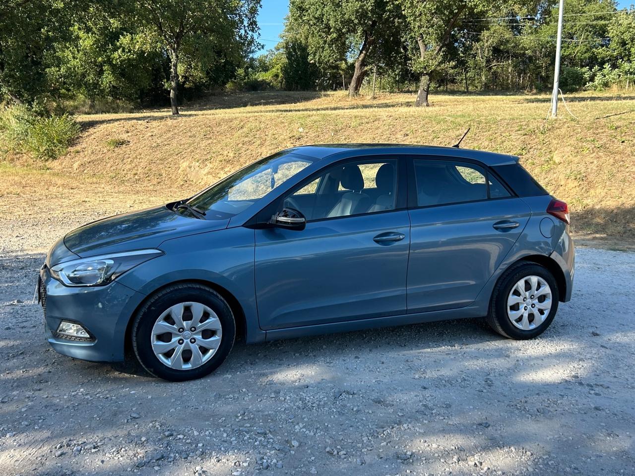Hyundai i20 1.2 84 CV 5 porte Comfort neopatentati permute