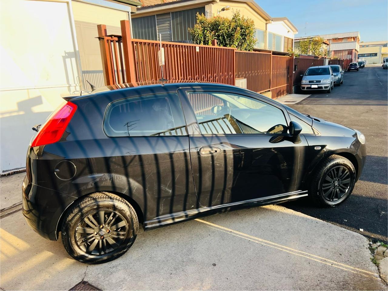 Fiat Grande Punto CON GARANZIA 12 MESI COMPRESA NEL PREZZO