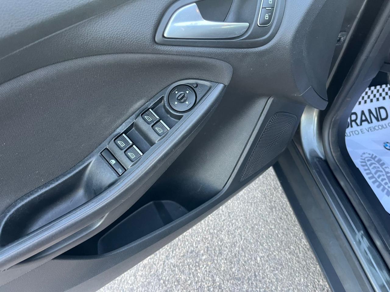 Ford Focus 1.6 GPL Unipro 2018