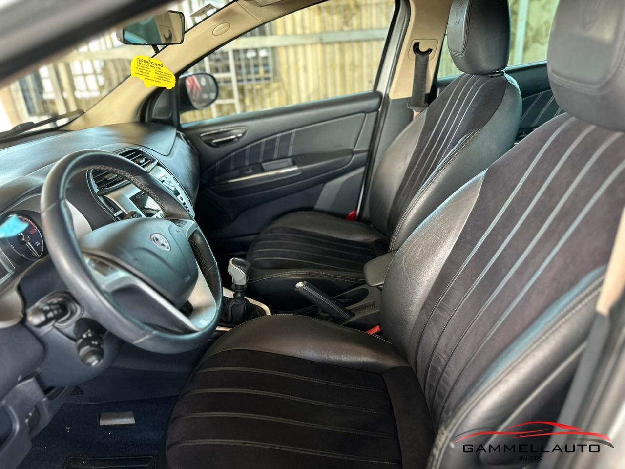 Lancia Delta 1.6 mjt Argento 120cv E5