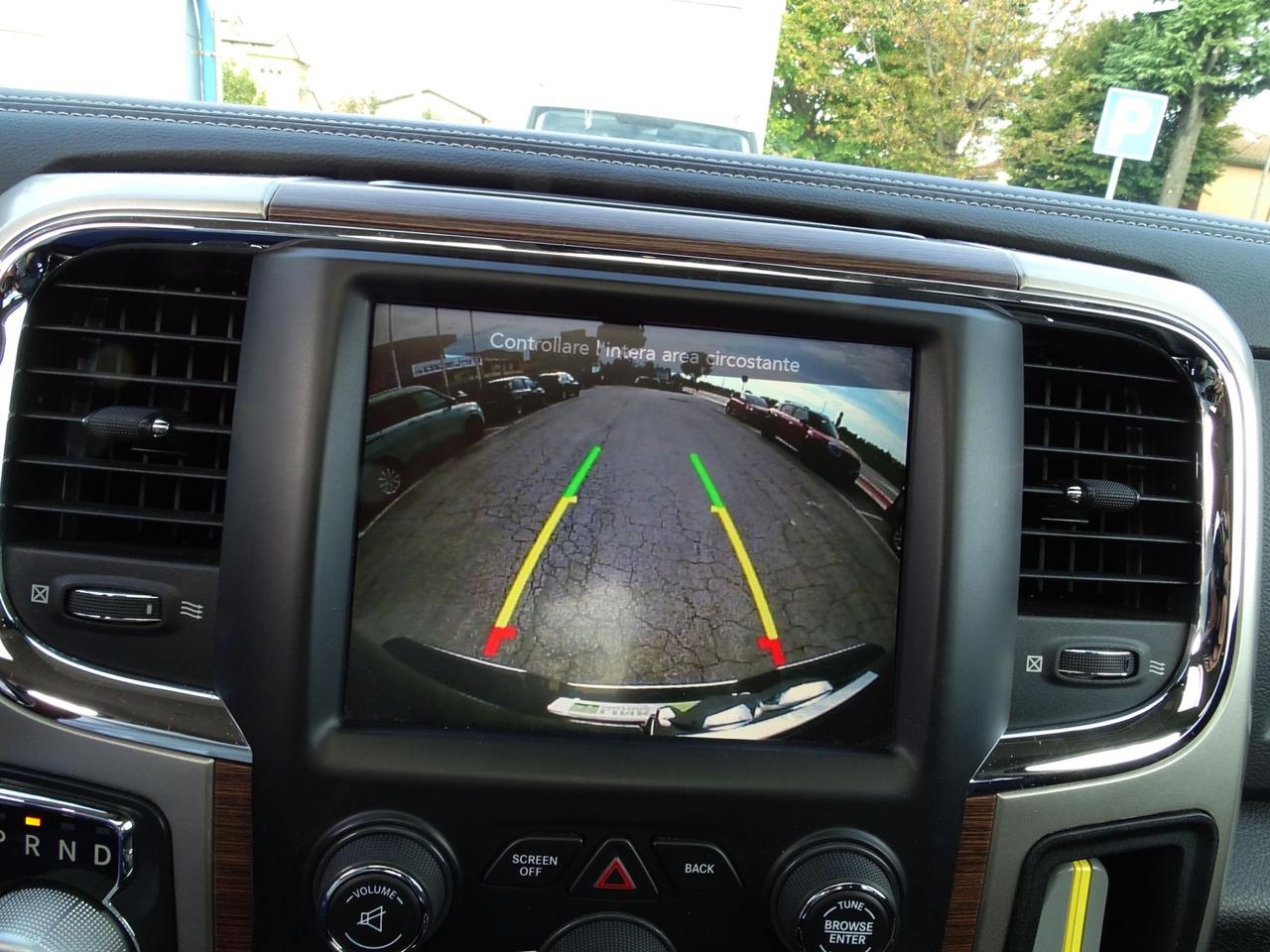 Dodge RAM 1500 AWD 5.7L V8 401CV LARAMIE AUTOCARRO