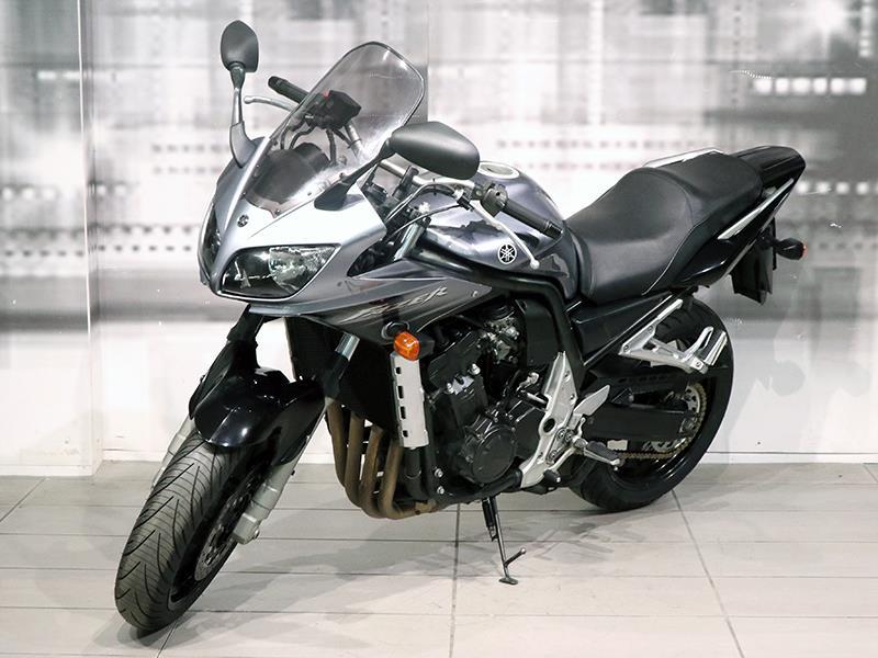 Yamaha FZS 1000 Fazer