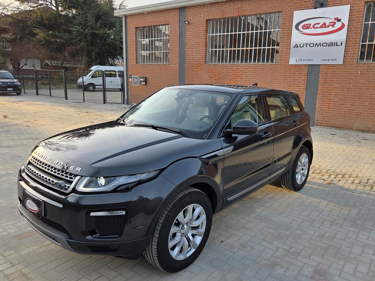 Land Rover Range Evoque 2.0 Si4 241cv 5p. SE