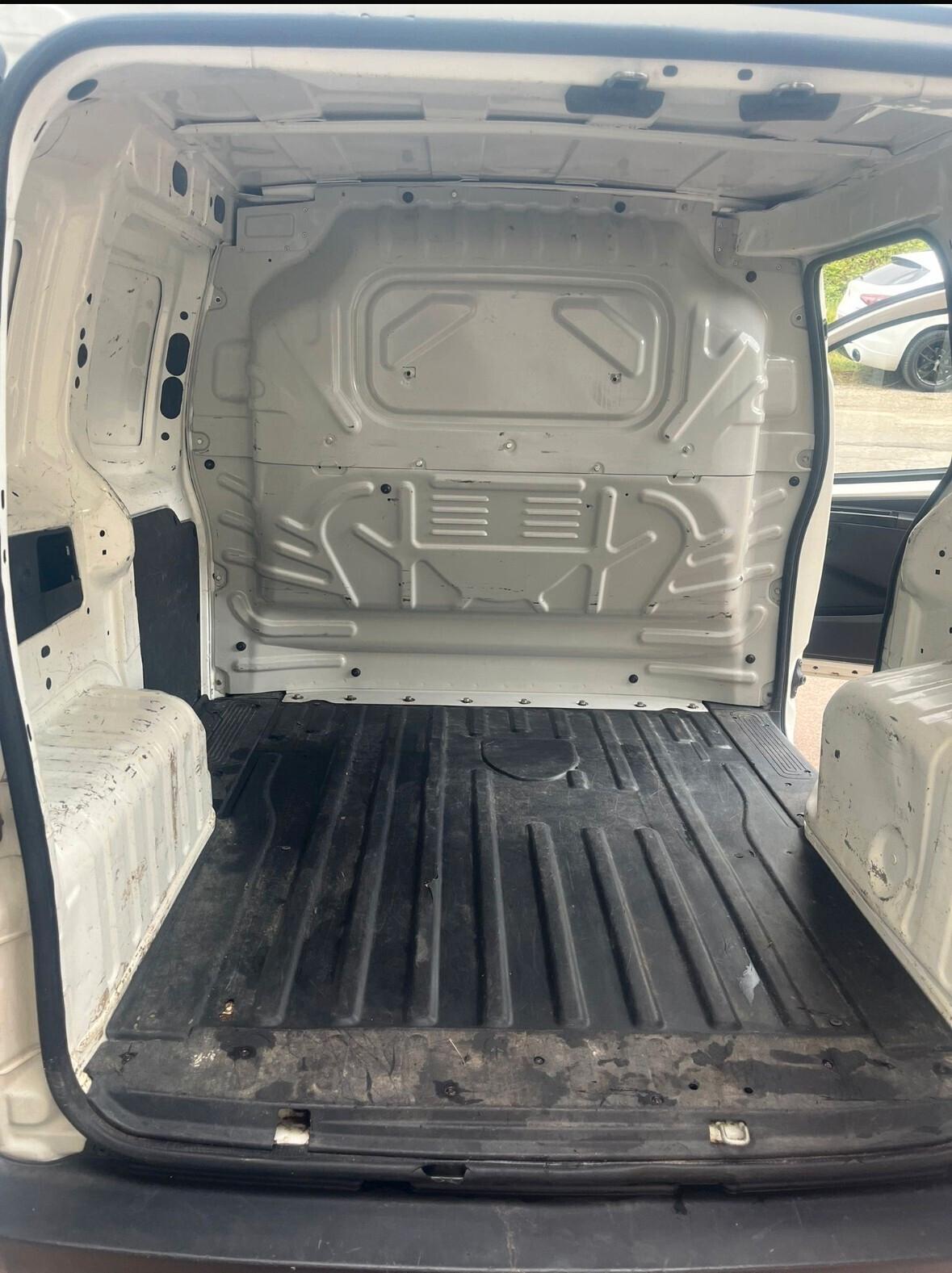 Fiat Fiorino 1.3 MJT 95CV Cargo