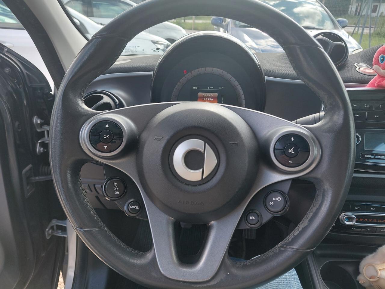 SMART FORFOUR ANNO 2016 BZ 1.0 ADATTA NEOPATENTATI KM 140 MILA