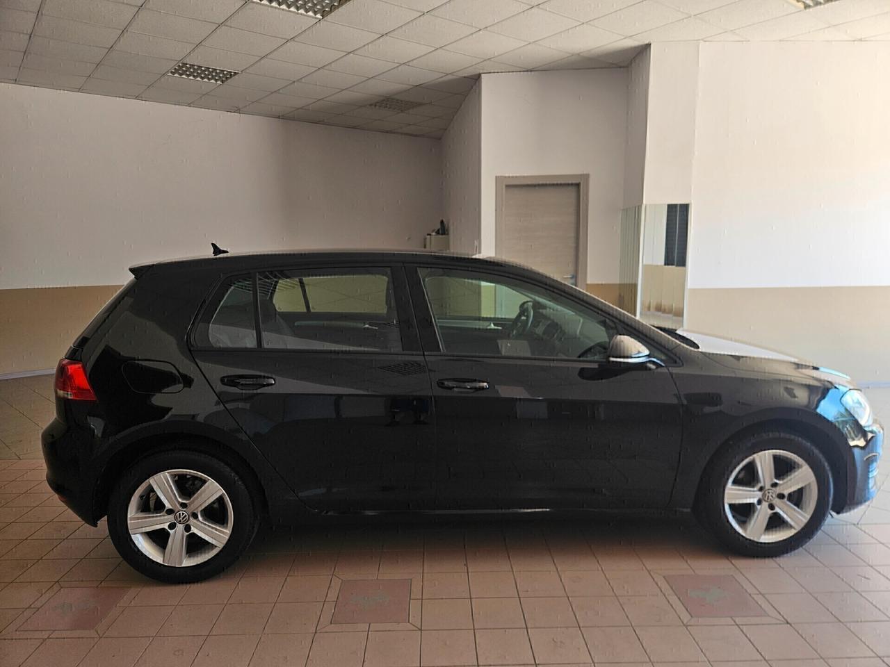 Volkswagen Golf 1.6 TDI 5p. Highline BlueMotion Technology