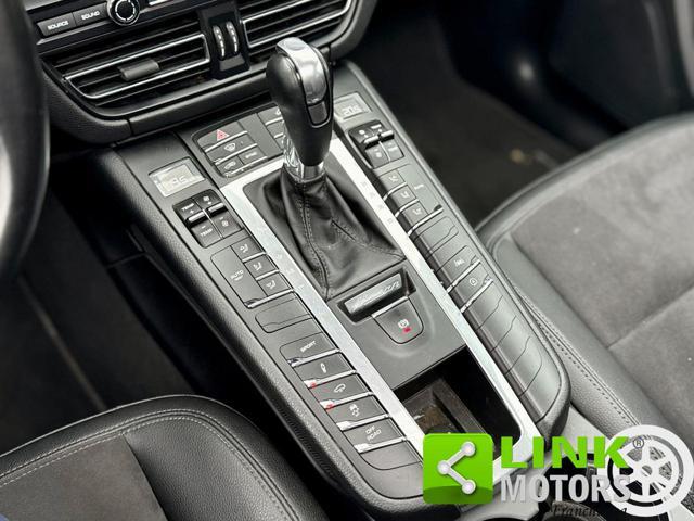 PORSCHE Macan 2.0 t