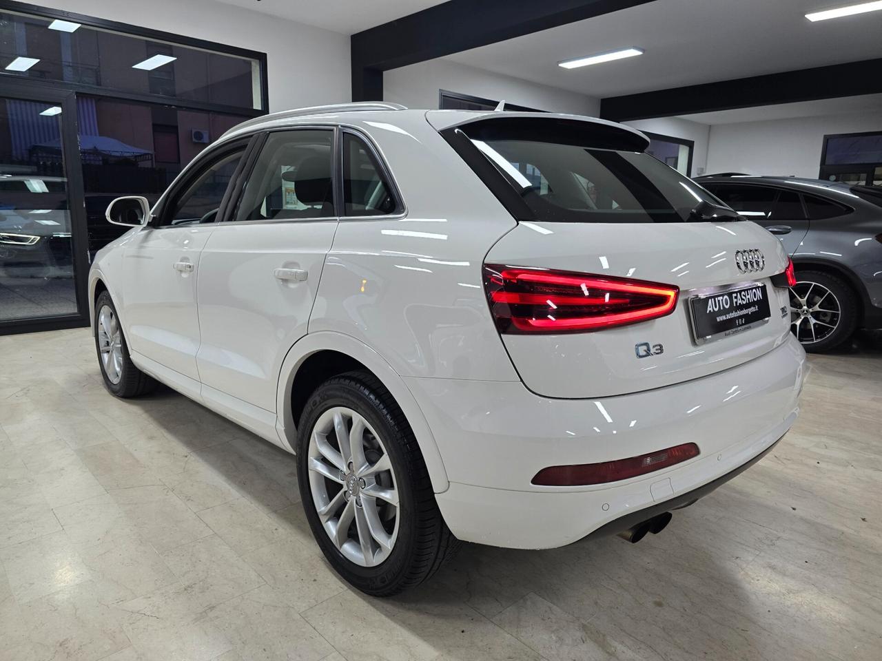 Audi Q3 2.0 TDI quattro 140 cv S tronic Advanced Plus (Tetto)