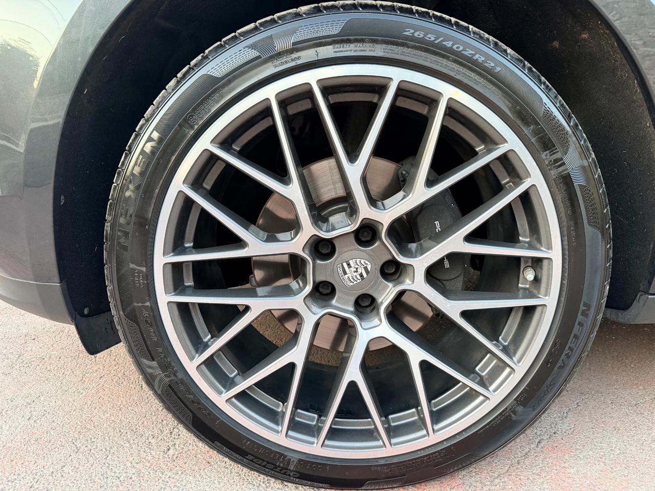 Porsche Macan 2.0 245- 2021-TETTO-FULLED-21^