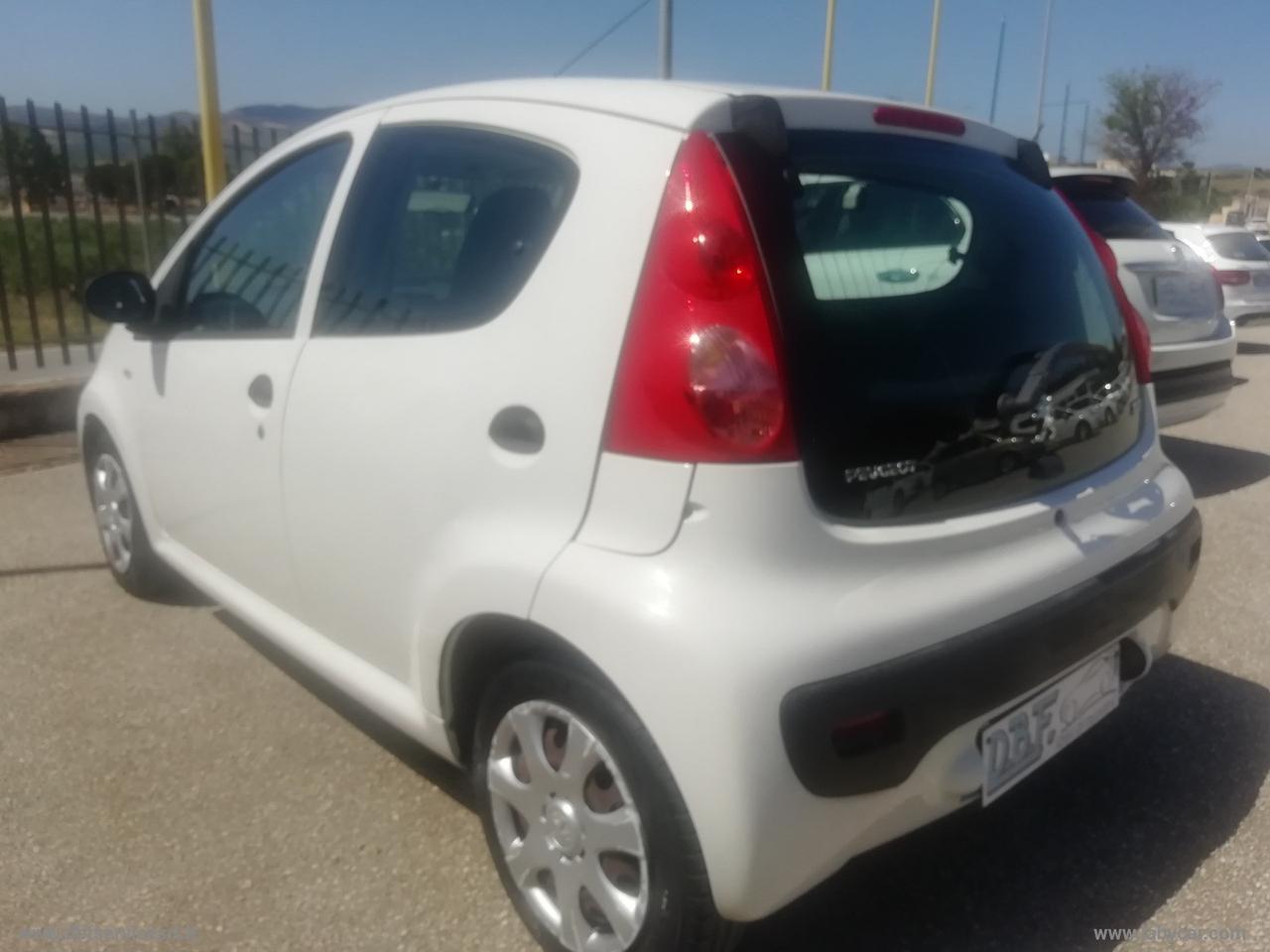PEUGEOT 107 1.0 68 CV 5p. Allure