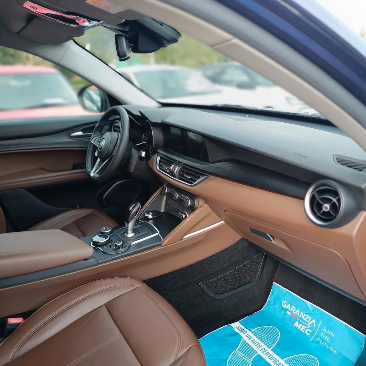 Alfa Romeo Stelvio Q4 210CV