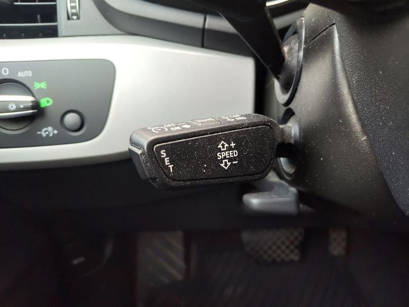 Audi A4 A4 Avant 30 2.0 tdi mhev Business Advanced 136cv s-tronic