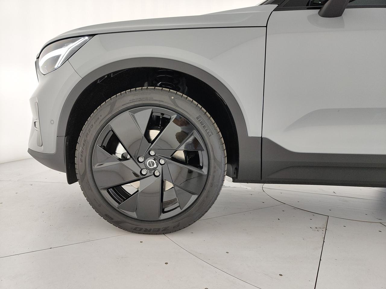 VOLVO XC40 2.0 b3 Ultra Black Edition auto