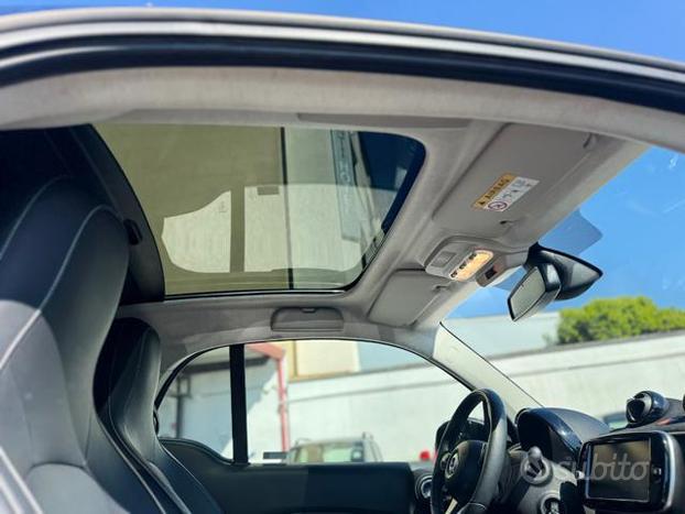 SMART ForTwo EQ Racingreen PARI AL NUOVO