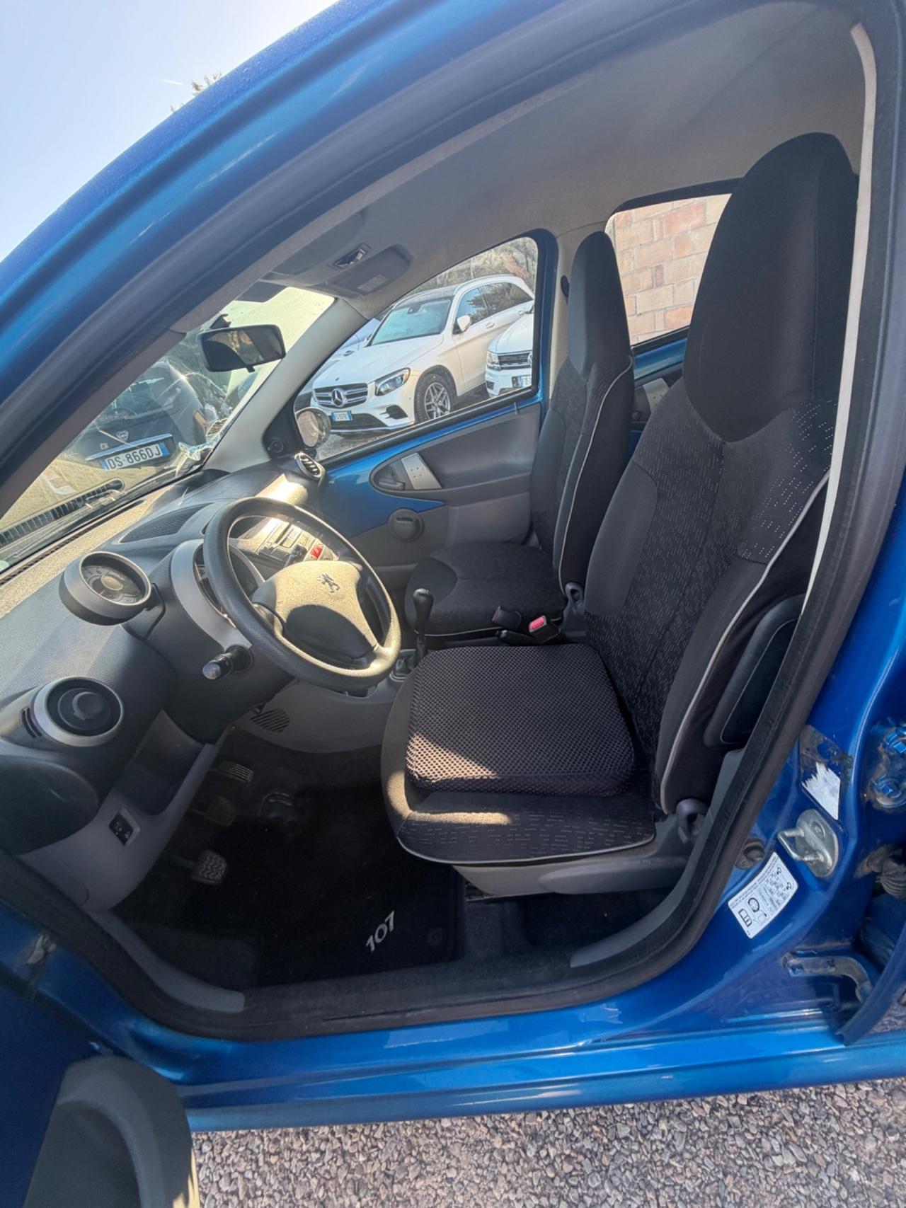 Peugeot 107 1.0 68CV 5p. Desir
