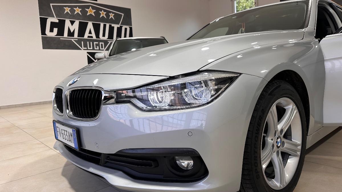 BMW - Serie 3 Touring - 320d Touring Luxury