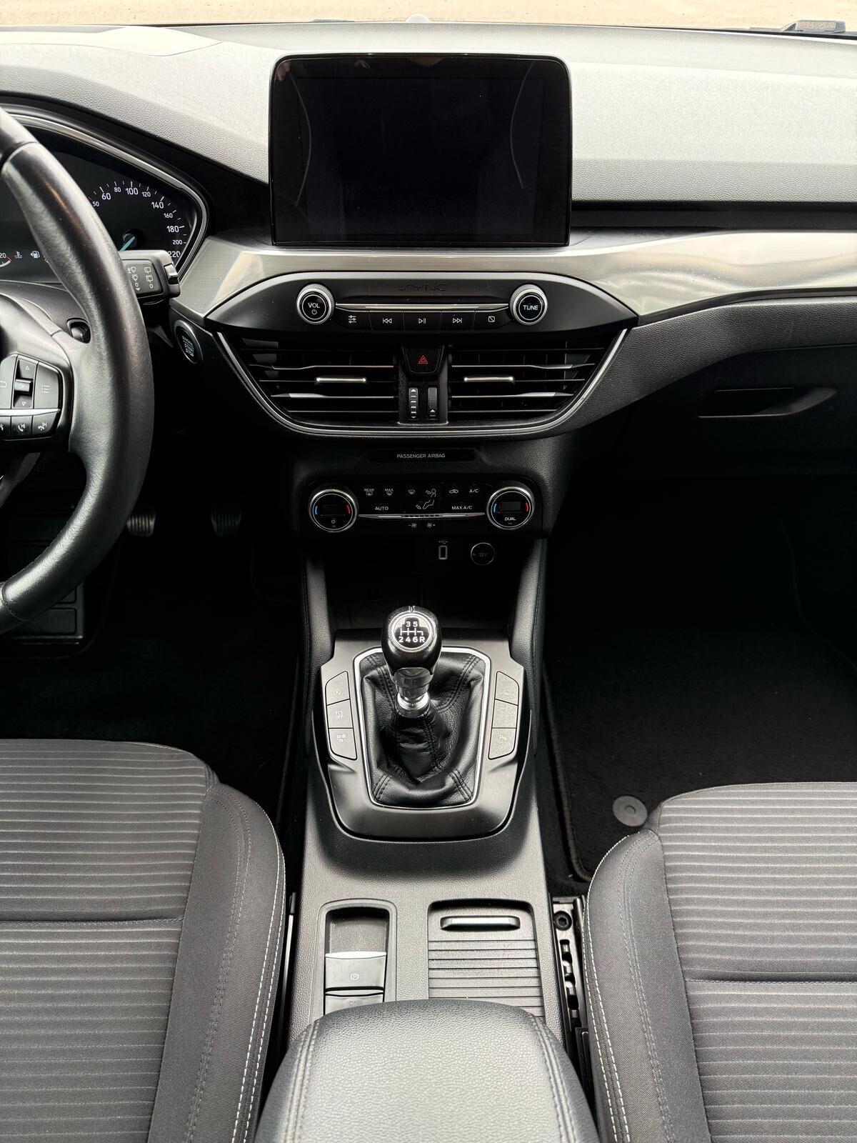 Ford Focus 1.0 EcoBoost 125 CV automatico 5p. Vignale Co-Pilot