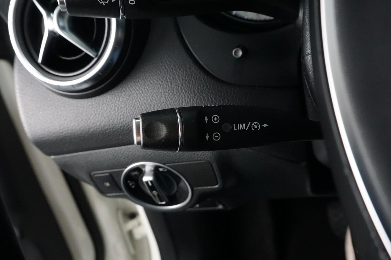 Mercedes-benz CLA 200 CDI Automatic Sport Night Edition