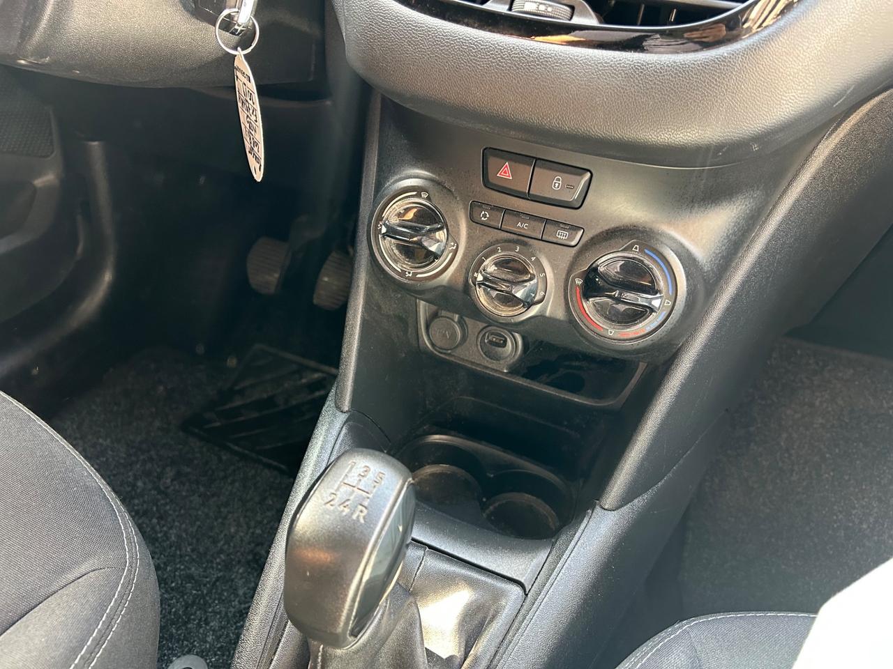 Peugeot 208 1.2 PureTech 82cv Allure CINGHIA E FRIZIONE FATTE!!!