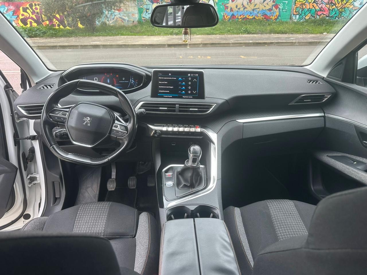 Peugeot 3008 BlueHDi 120 S&S Business