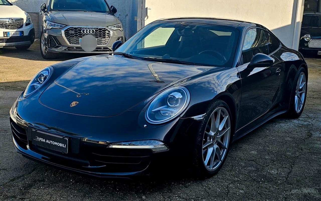 Porsche 911 3.8 Carrera 4S Coupé