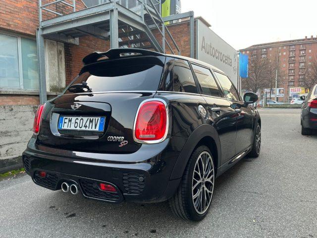 MINI Cooper SD 2.0 Cooper SD aut. Hype 5 porte