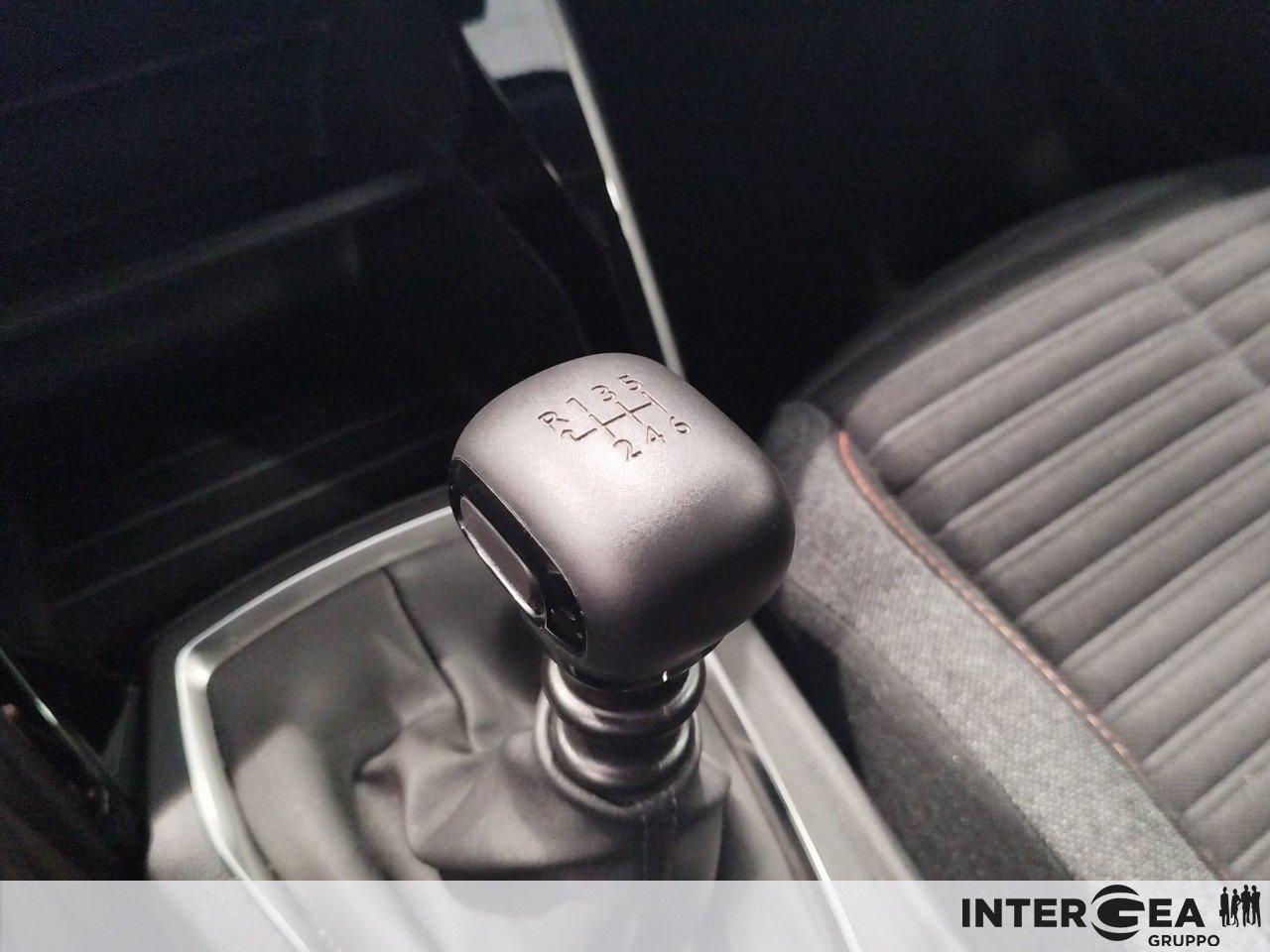 PEUGEOT 2008 1.2 puretech Active Pack s&s 100cv