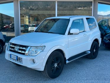 Mitsubishi Pajero 3.2 DI-D 16V aut. 3p. Instyle DPF