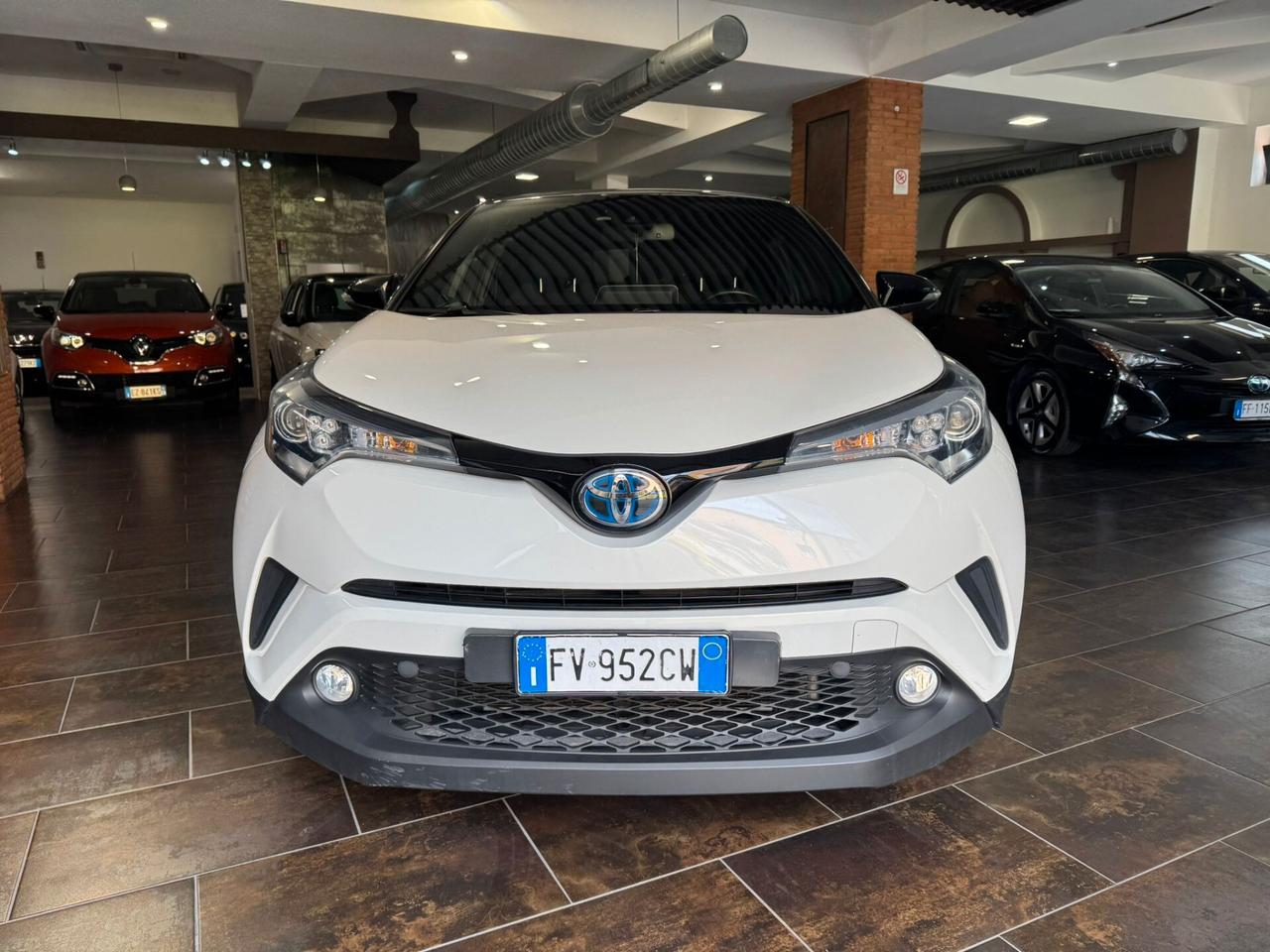 Toyota C-HR 1.8 Hybrid E-CVT Trend
