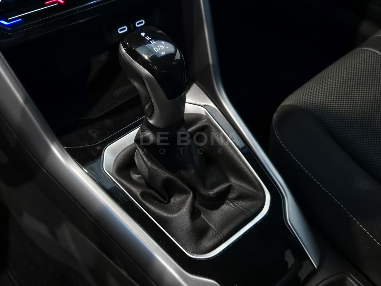 Volkswagen T-Roc 1.5 tsi life dsg