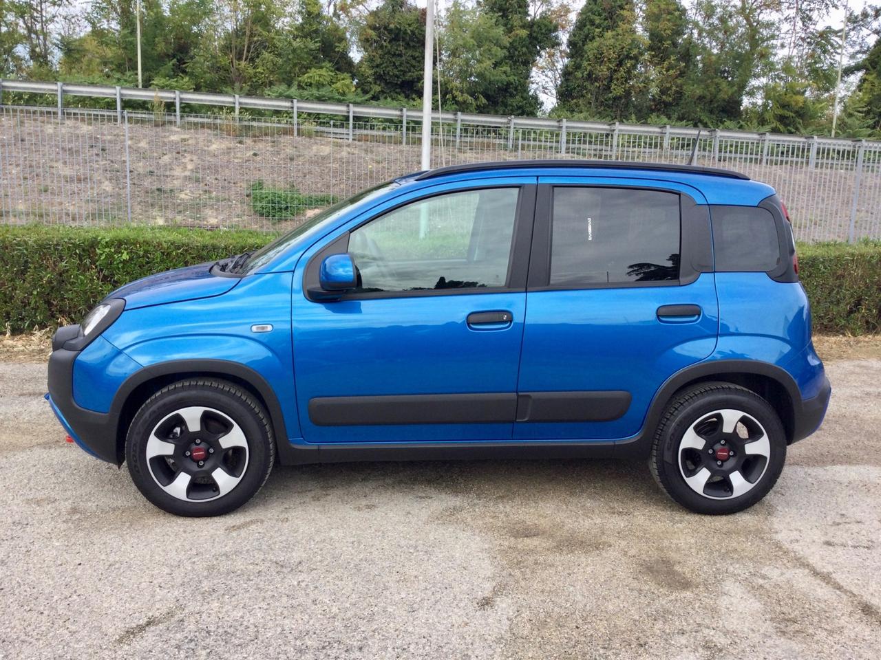 Fiat Panda Cross 1.0 FireFly 70 Cv Hybrid 5 posti