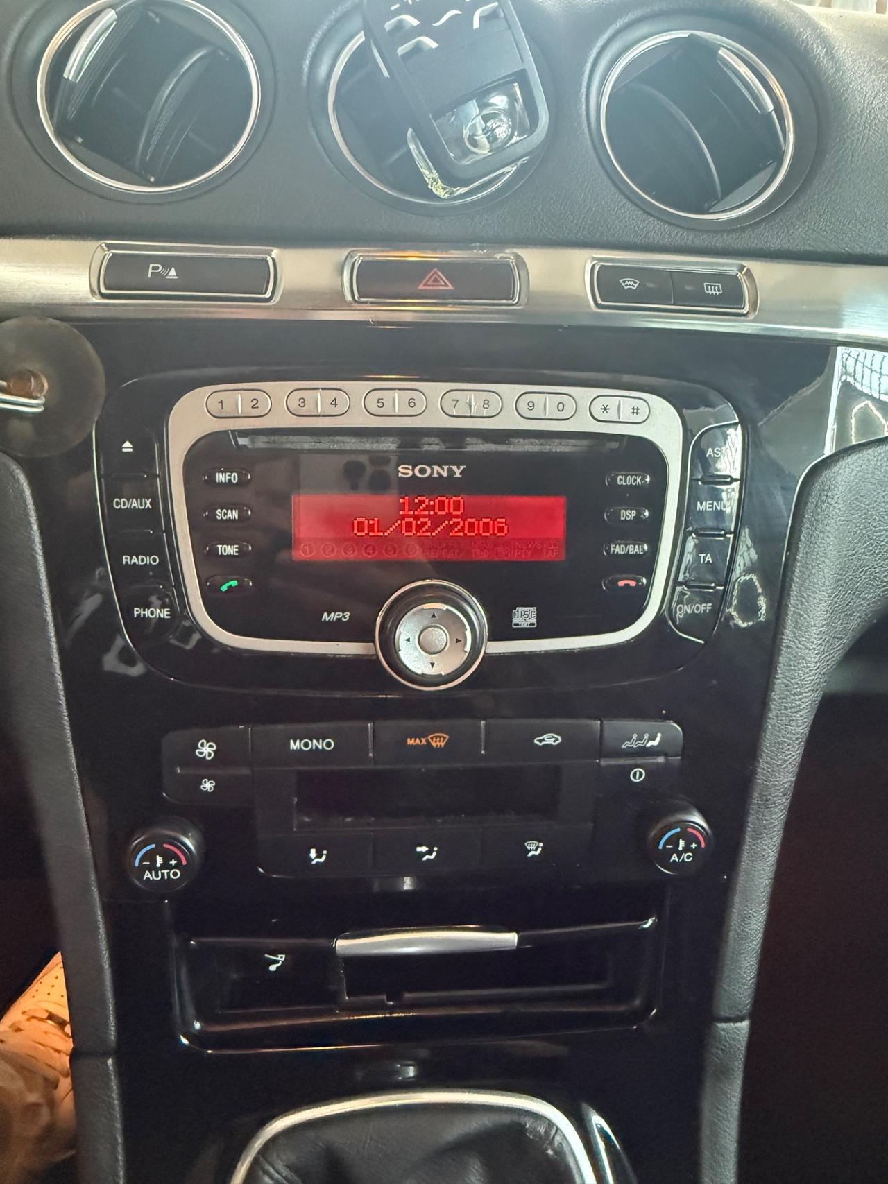 Ford Galaxy 2.0 TDCi 115 CV DPF Titanium