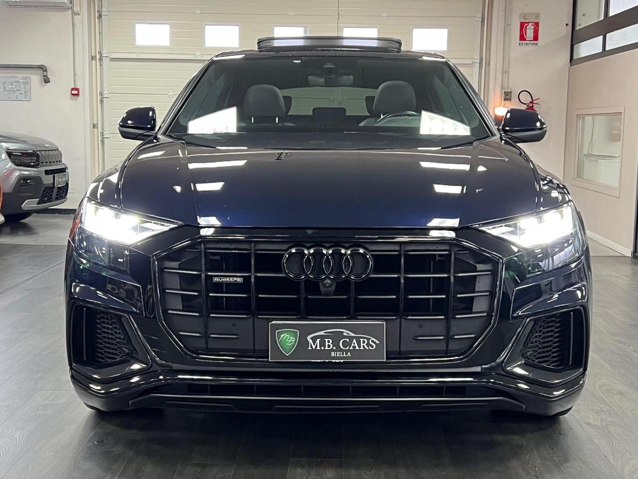 Audi Q8 55 3.0 tfsi mhev Sport quattro tiptronic