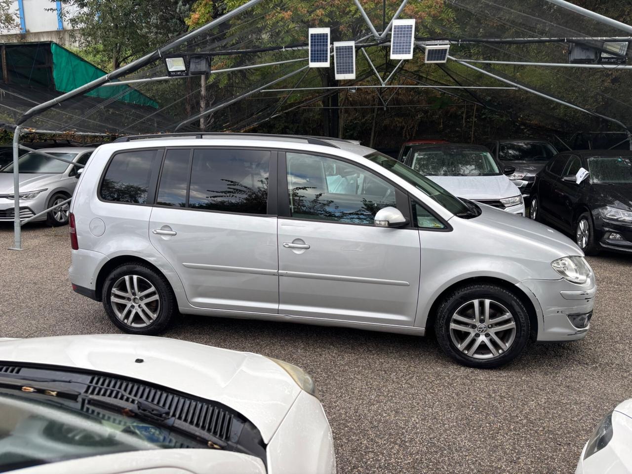 Volkswagen Touran 1.6 Bifuel GPL