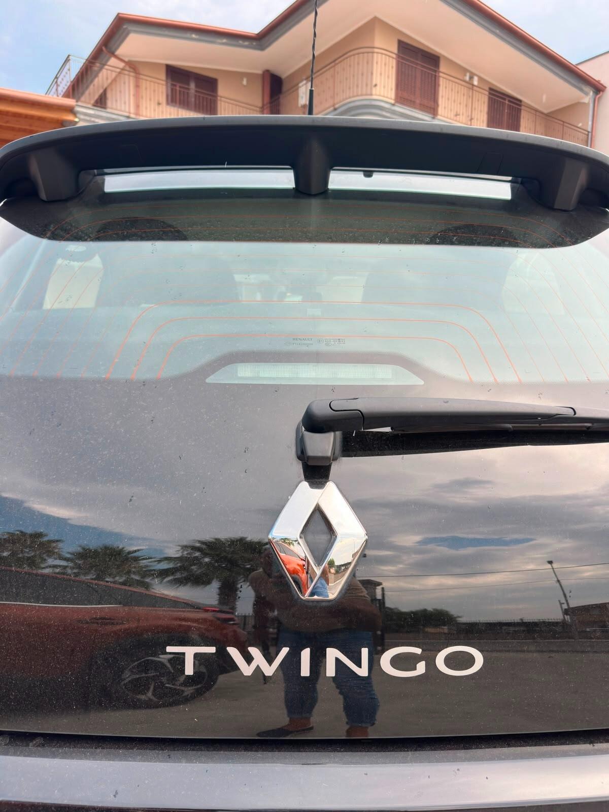 Renault Twingo SCe 65 CV Urban Night