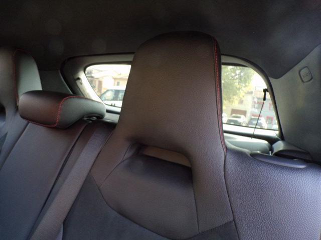 MERCEDES-BENZ A 180 d Automatic Premium