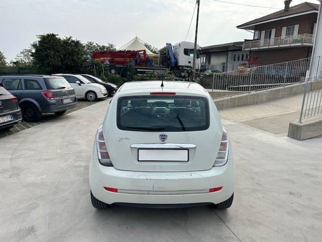 LANCIA Ypsilon 1.2 69 CV Unyca