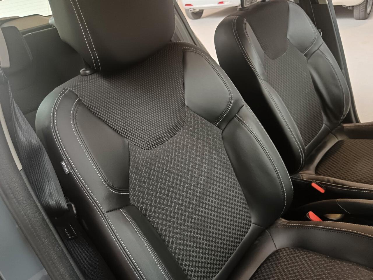 Renault Clio TCe 12V 90 CV GPL 5 porte Moschino Intens PREZZO REALE