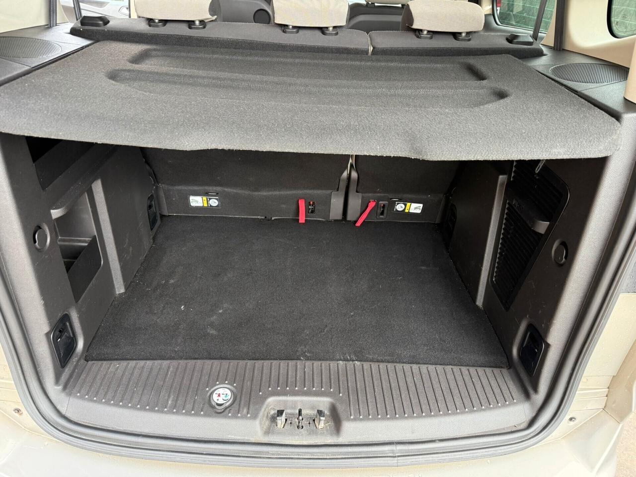 Ford Tourneo Courier 1.0 EcoBoost 100 CV Titanium