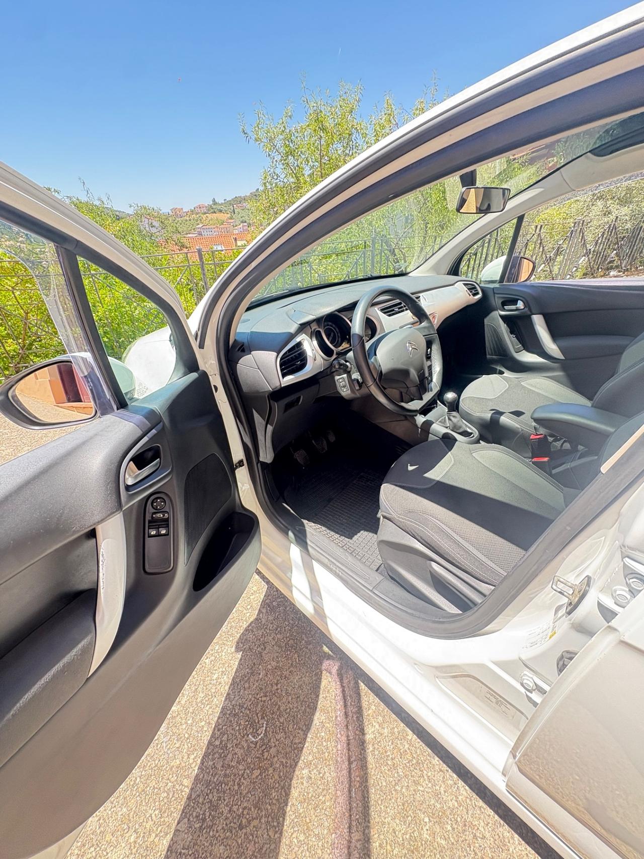 Citroen C3 1.2 VTi 82CV Van Attraction