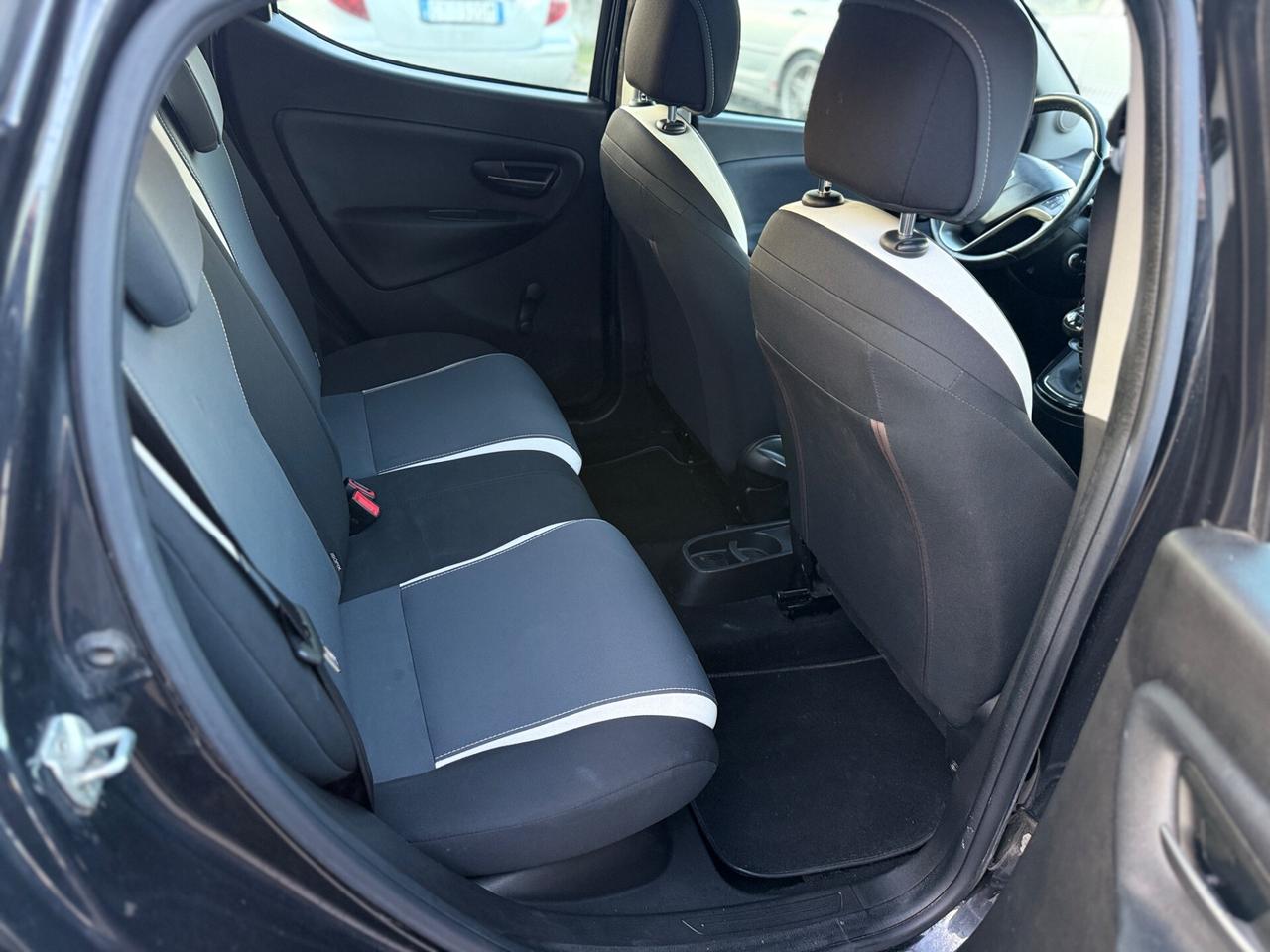 Lancia Ypsilon 1.2 69 CV 5 porte Elle