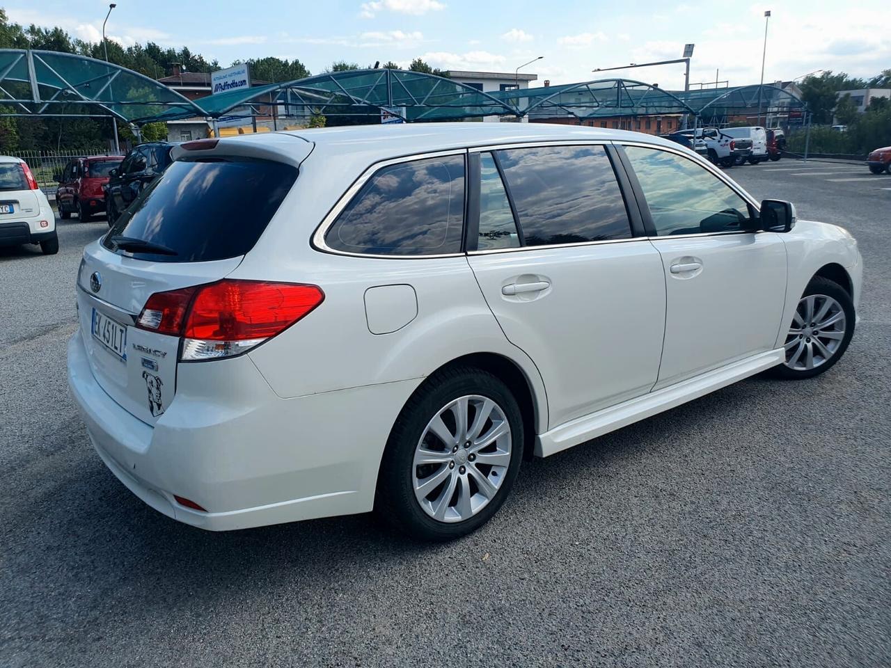 Subaru Legacy 2.0D SW Trend