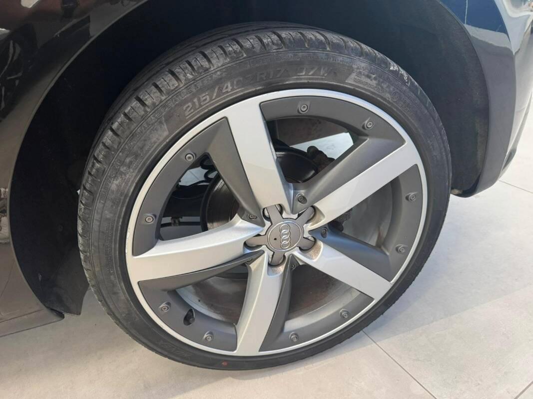 Audi A1 1.6 tdi Attraction 90cv