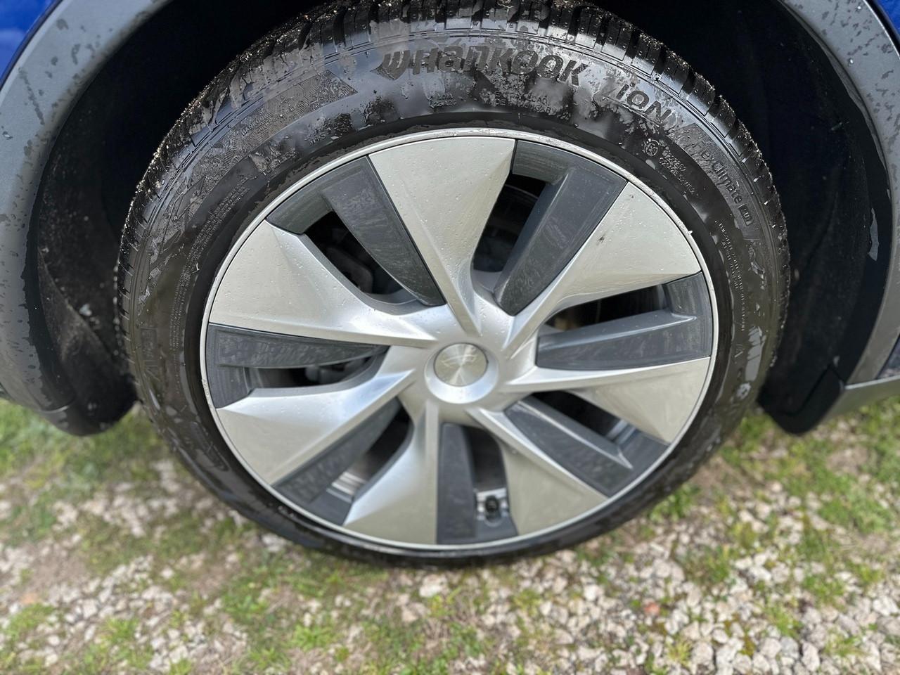 TESLA Model Y 2021 - Model Y Single Motor rwd