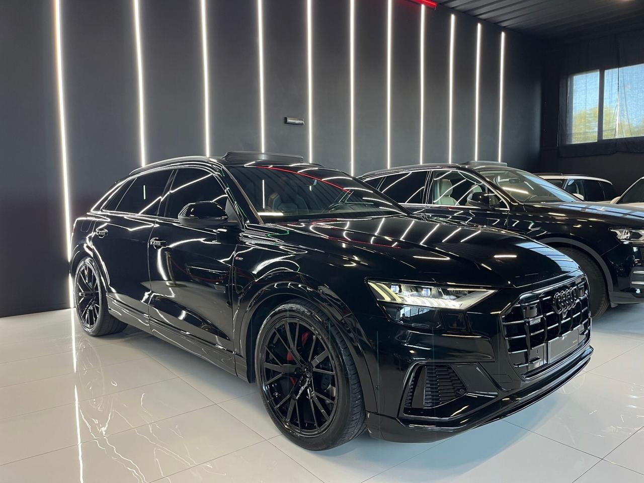 Audi Q8 50 TDI 286 CV quattro tiptronic S-Line TETTO FULL OPTIONAL IVA DEDUCIBILE