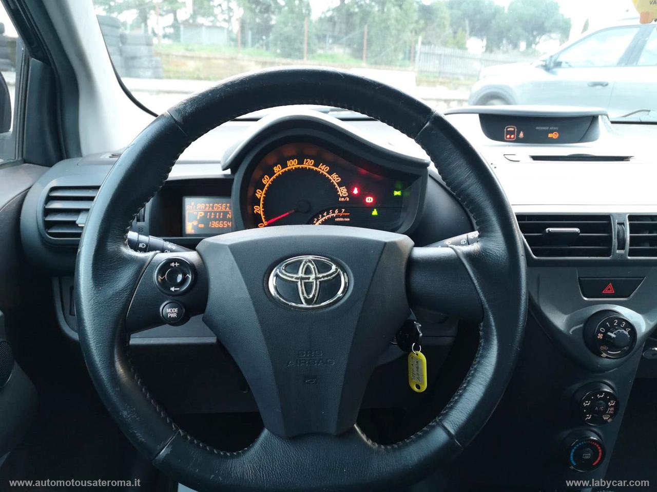 TOYOTA iQ 1.0 CVT Sol RATE AUTO MOTO SCOOTER