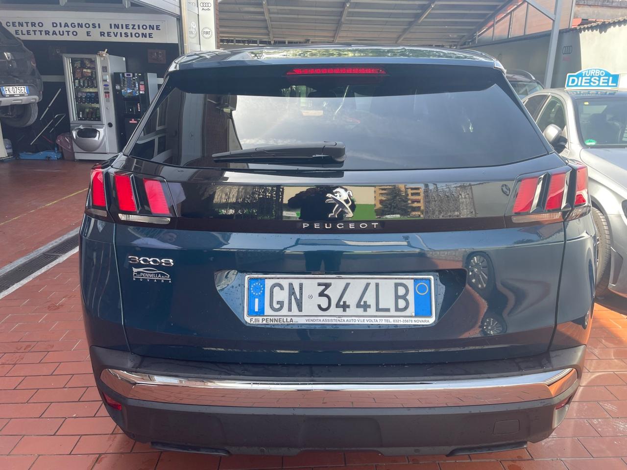 Peugeot 3008 BlueHDi 130 S&S Allure Pack