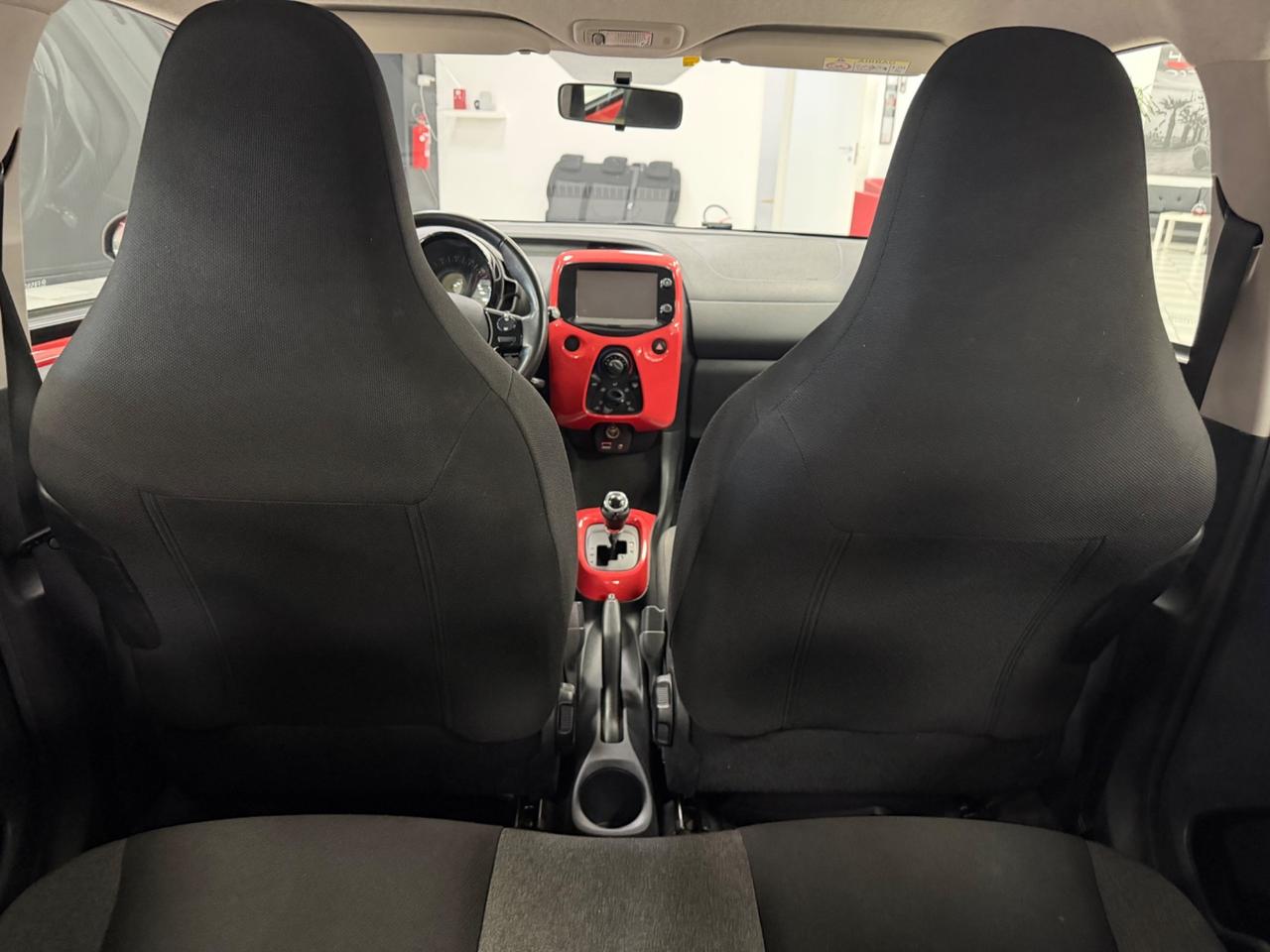 Citroen C1 VTi 68 ETG 5 porte Shine