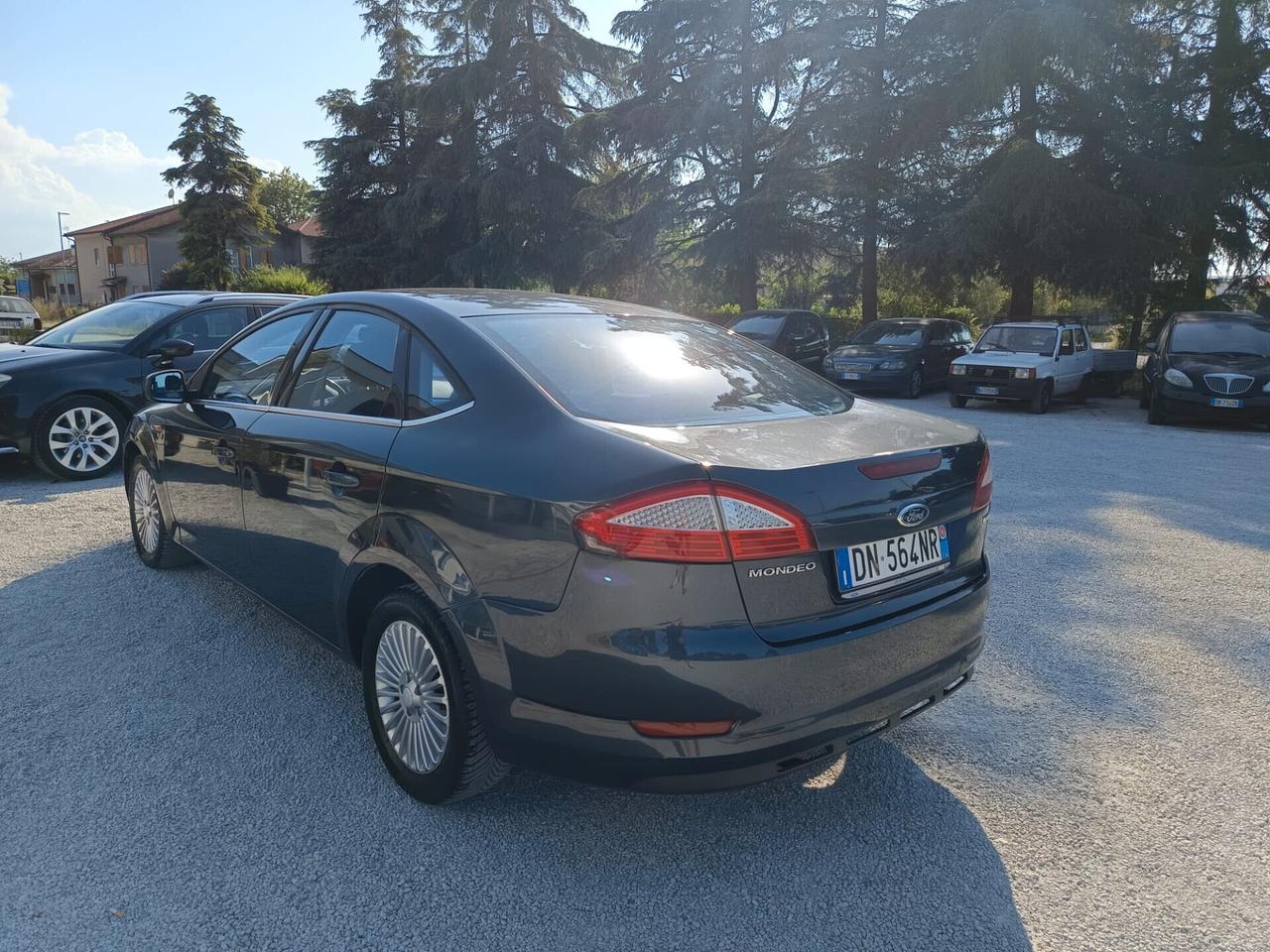 Ford Mondeo Mondeo+ 2.0 TDCi 140 CV Tua a 64€ al Mese