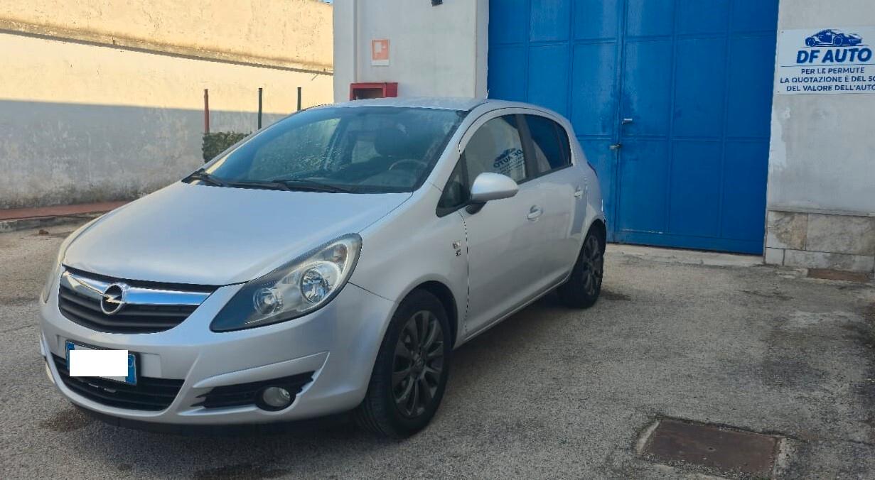 Opel Corsa 1.2 5 porte Elective